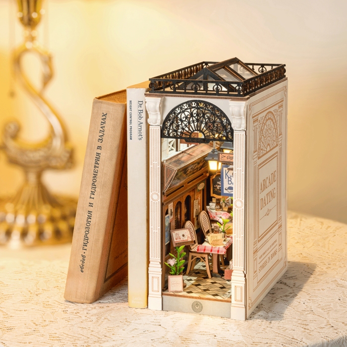 Book Nook “Wonderland Arcade Dating” – 3D Wooden Miniature Book Nook Kit - Image 6